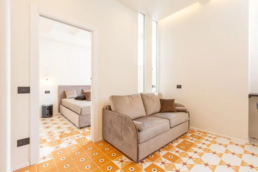 4Fo6 Navigli-Duomo -Yellow Chic Apartment - 밀라노