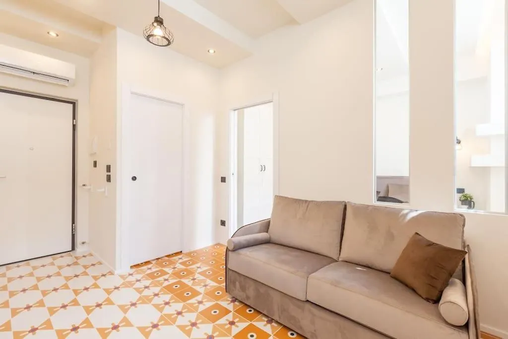 4Fo6 Navigli-Duomo -Yellow Chic Apartment - Milano Italia